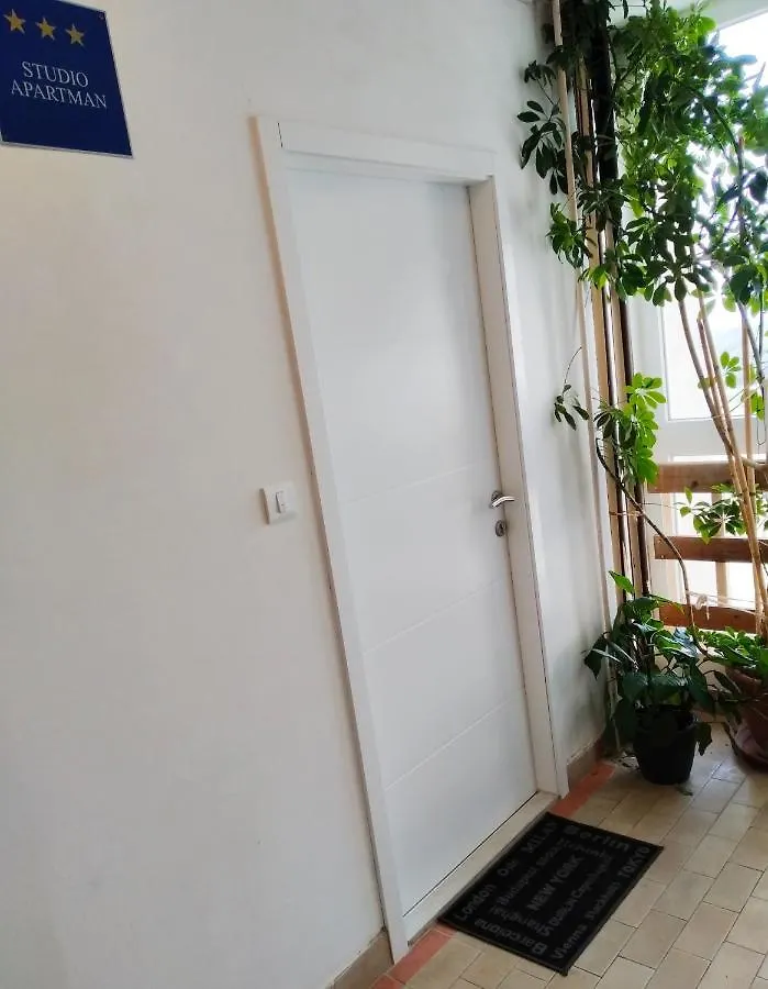 Sky Apartment Pula Croatia